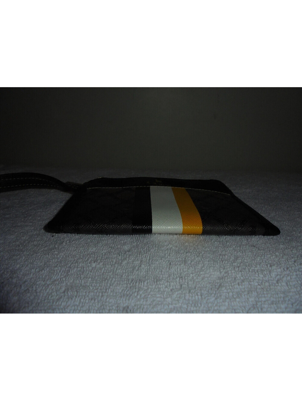 L.A.M.B. Gwen Stephani wristlet - Picture 6 of 6